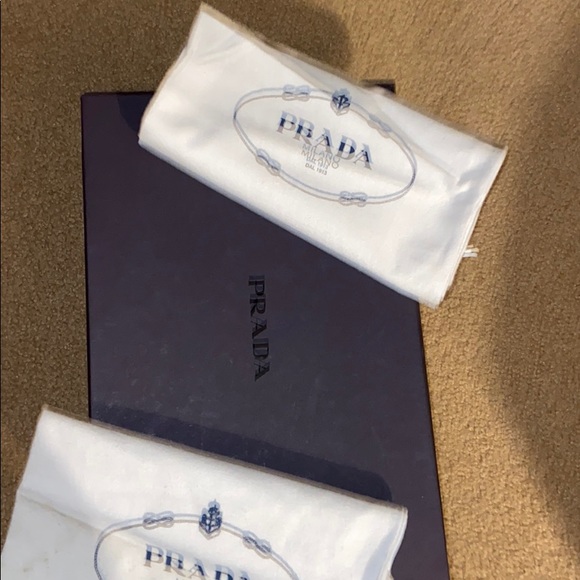 Prada shoes - Picture 6 of 6